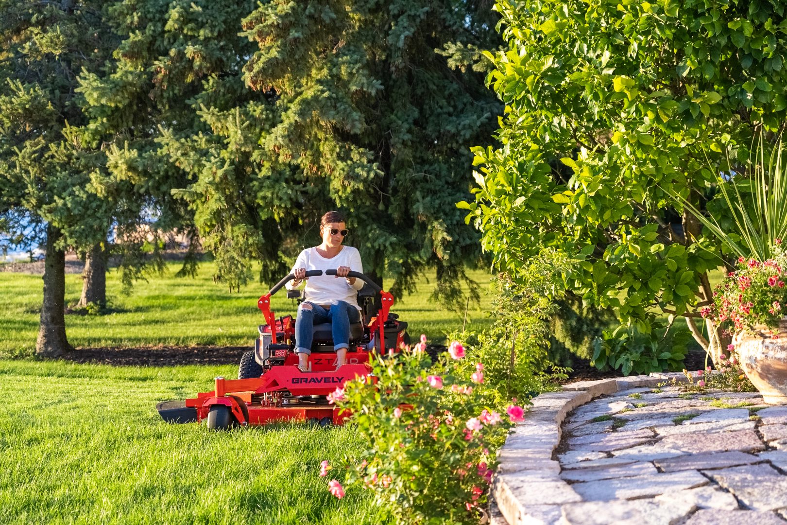 2021 Gravely ZT HD 52" Kawasaki® Zero-Turn Mower 991244 - Image 14