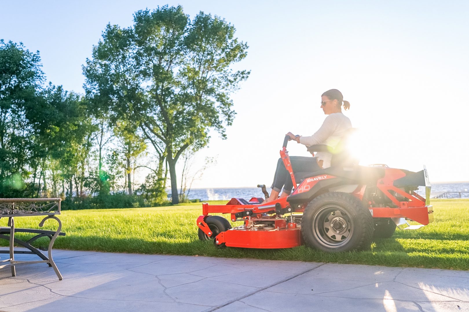 2021 Gravely ZT HD 52" Kawasaki® Zero-Turn Mower 991244 - Image 15